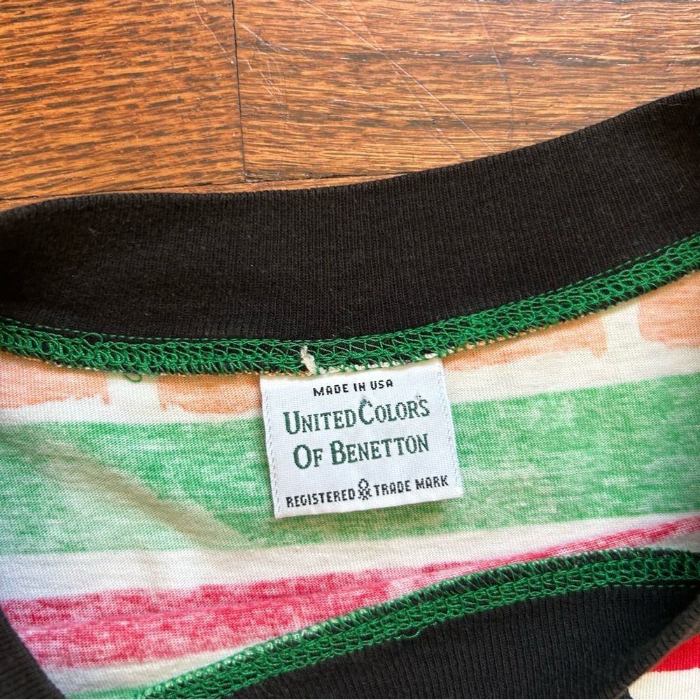 Vintage Benetton Tribal Print Tee - Picture 8 of 9